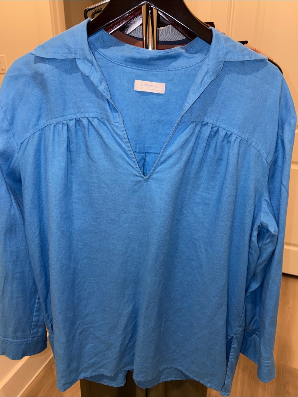 Aritzia Little Moon Popover Linen Turquoise V Neck Collar Top Sz Small